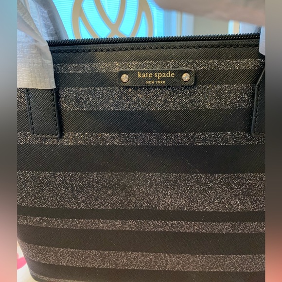 Black and sliver Kate spade purse, NWT. - Picture 3 of 4